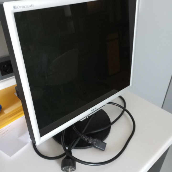 NEC MultiSync LCD70GX2