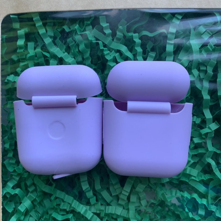 Чехлы для наушников AirPods