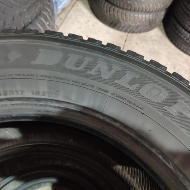 Dunlop 225/65/17 зима 4шт