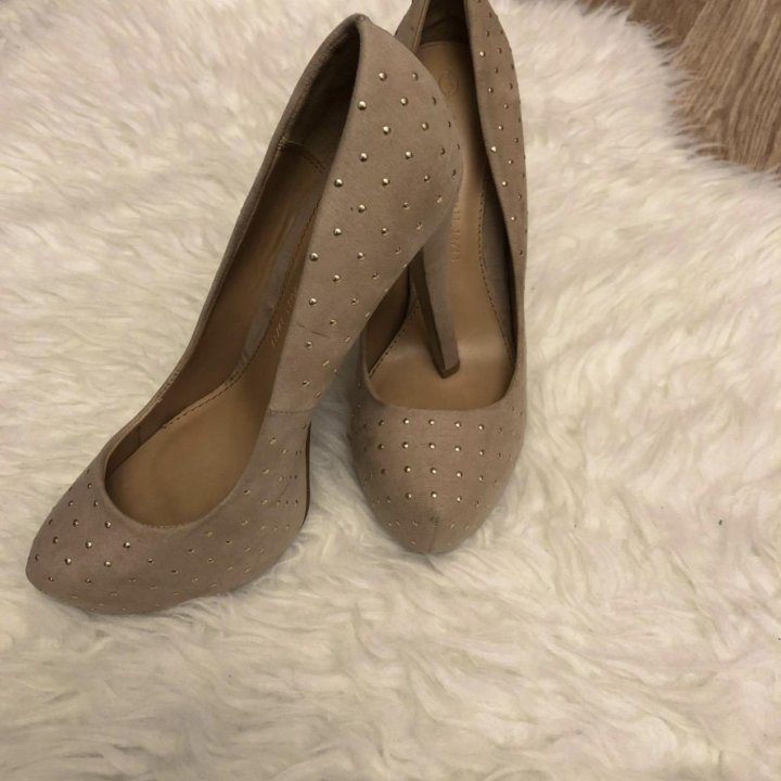 Туфли Stradivarius