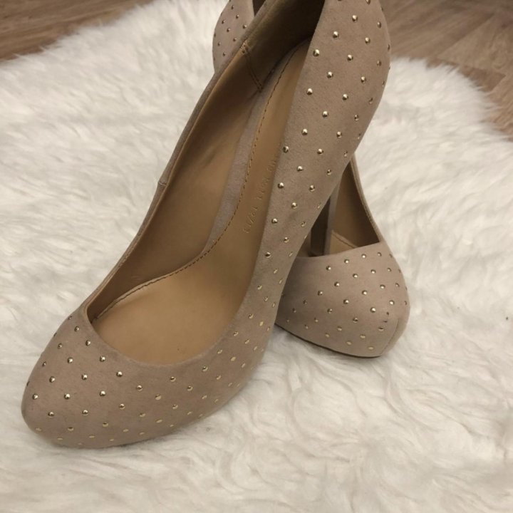 Туфли Stradivarius