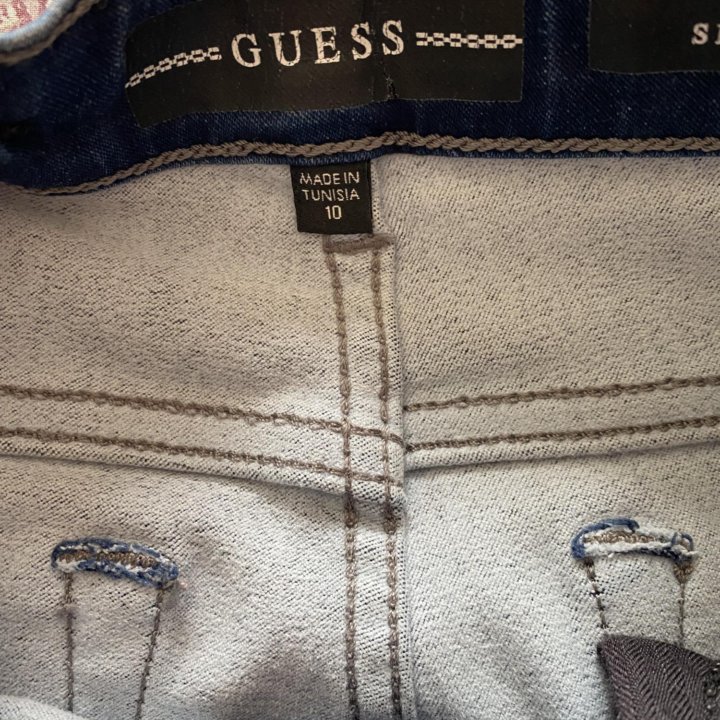 Джинсы guess