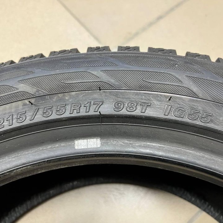 Yokohama Ice Guard IG55 215/55 R17 98T