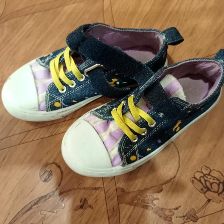 Кеды на девочку