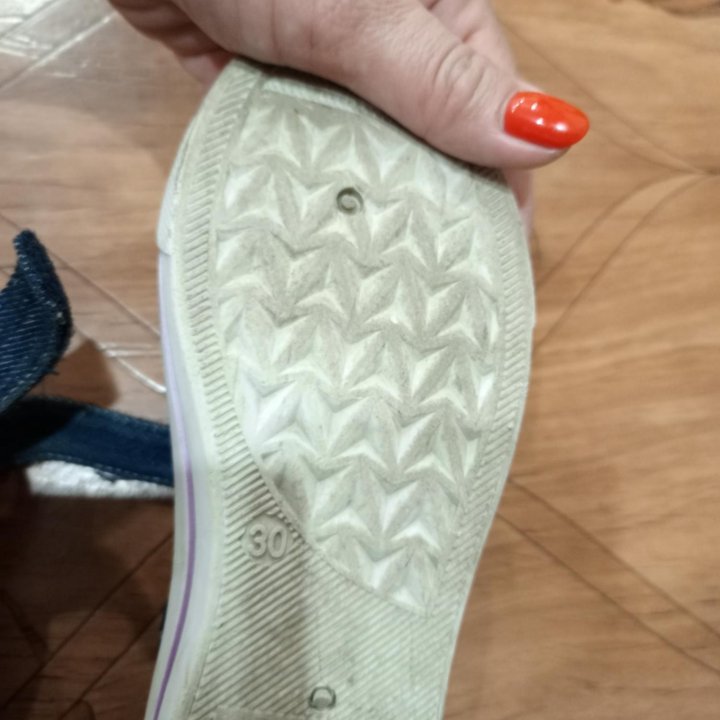 Кеды на девочку