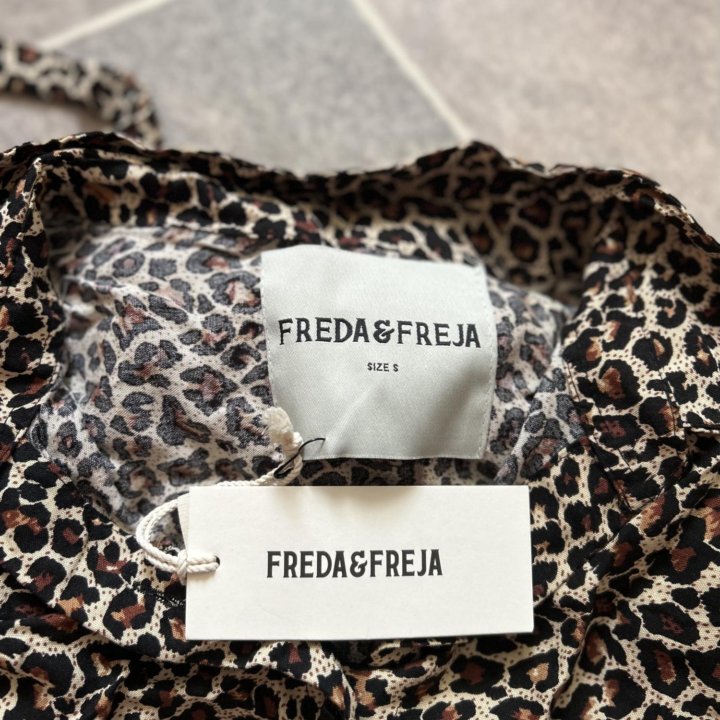 Новое платье Freda and Frega