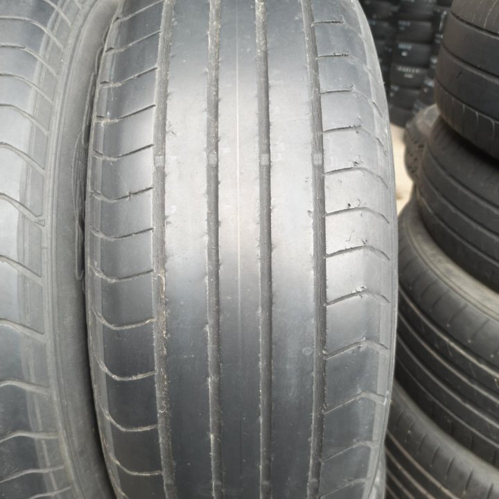 205/60 R16 Dunlop sp sport 2050M