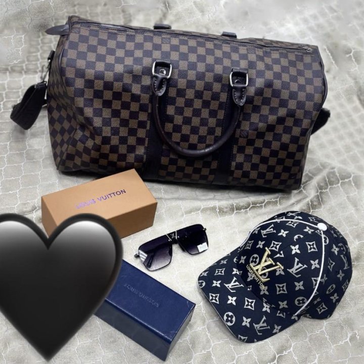 Комплект Louis Vuitton