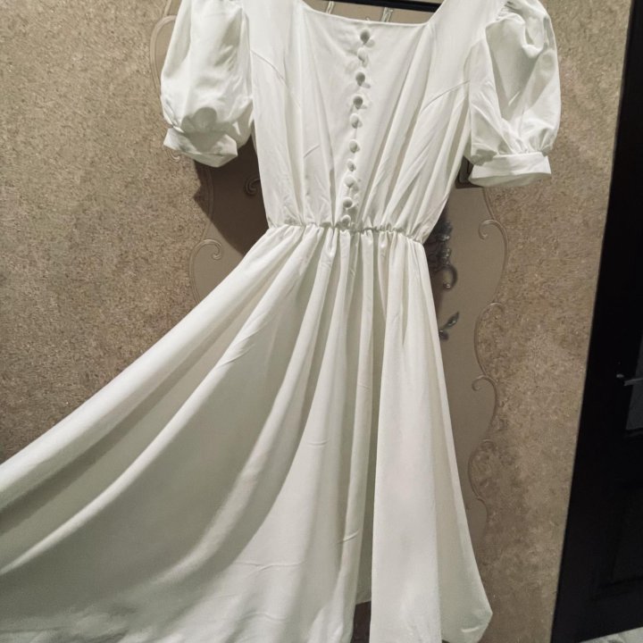 Новое белое платье, 42-44 размер