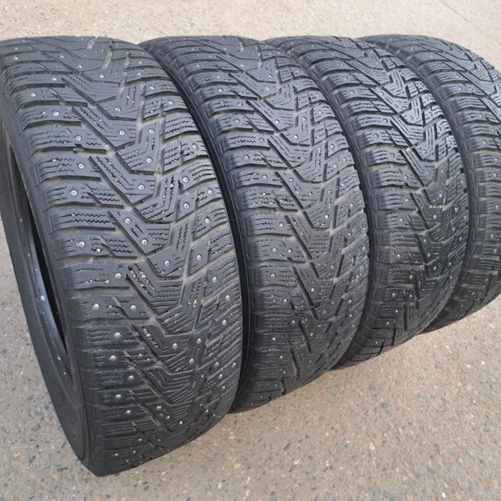 205/60/16 Hankook Winter i