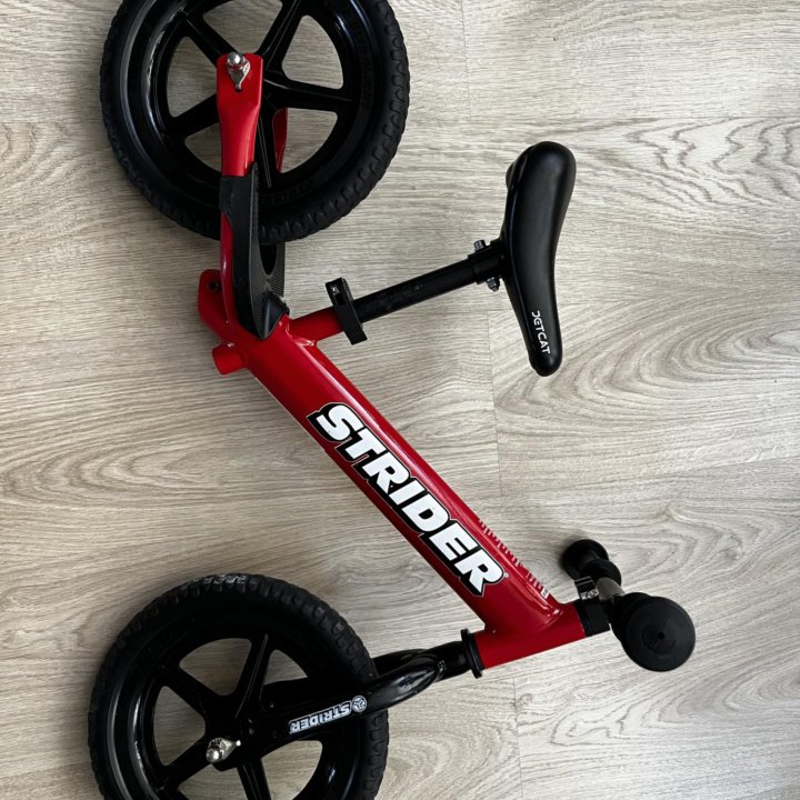 Велосипед Беговел STRIDER Sport 12