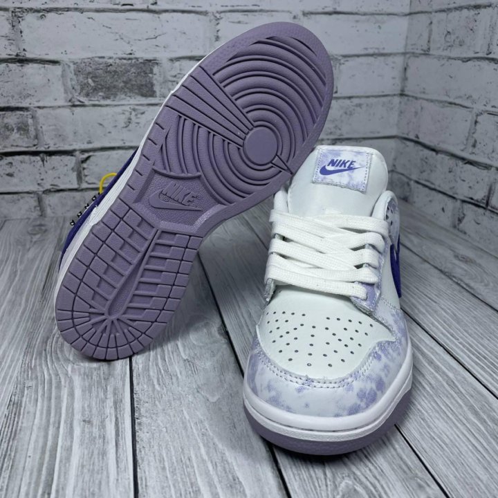 Кроссовки Женские Nike Dunk