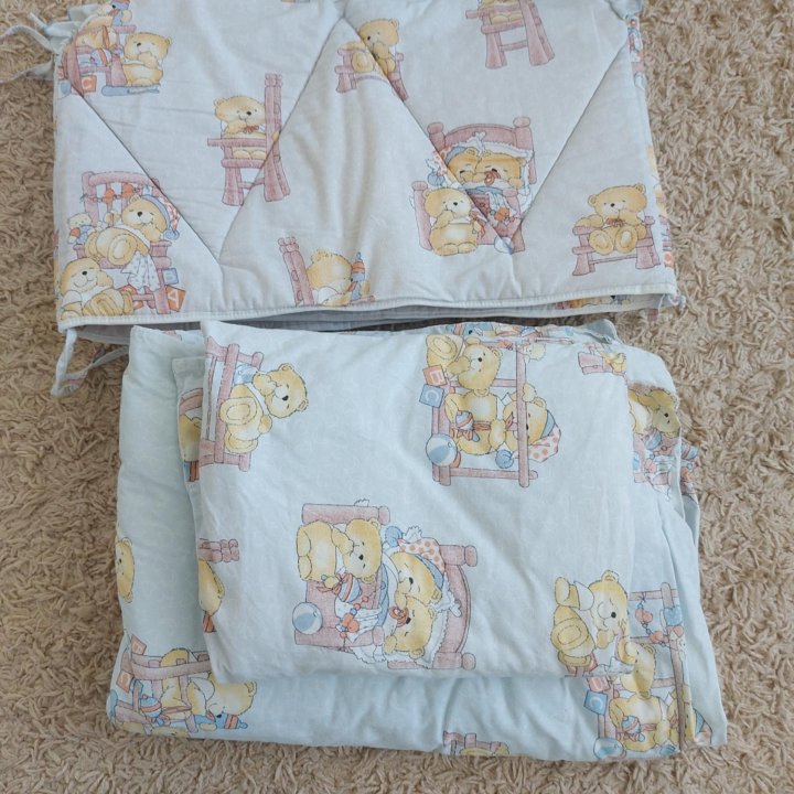 Бортики в кроватку, одеяло и подушка