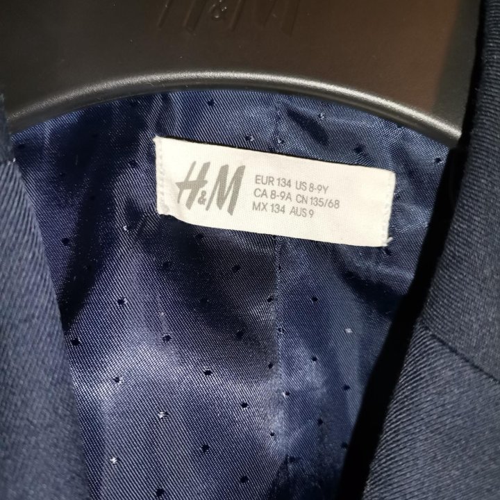 Пиджак H&M 134см.