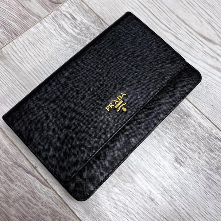 Сумка Prada