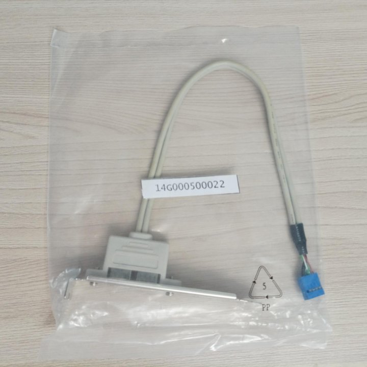 Планка расширения USB 2.0 новая Asus 14G000500022