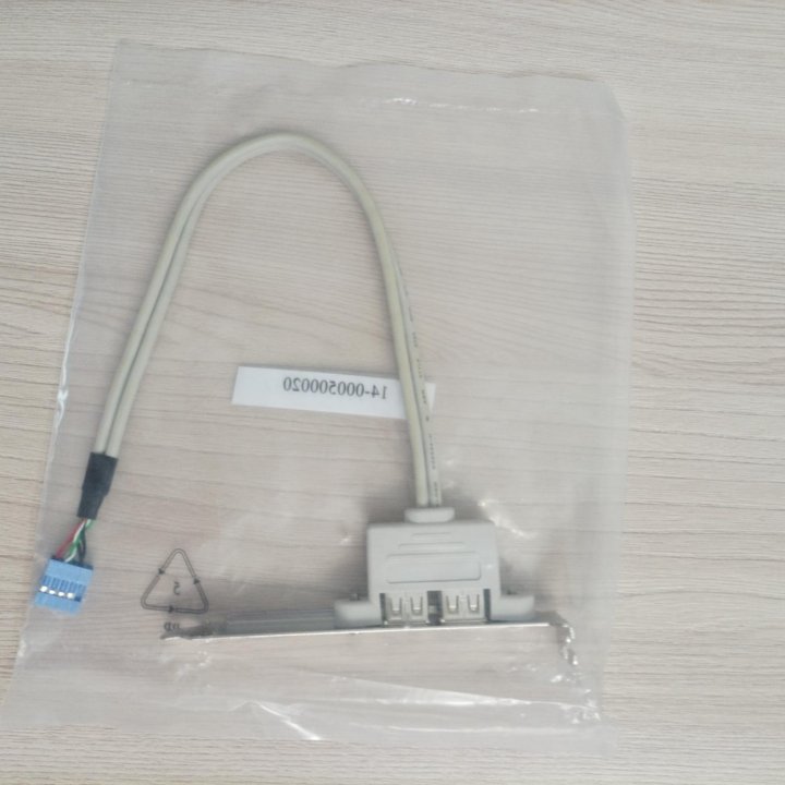 Планка расширения USB 2.0 новая Asus 14G000500022