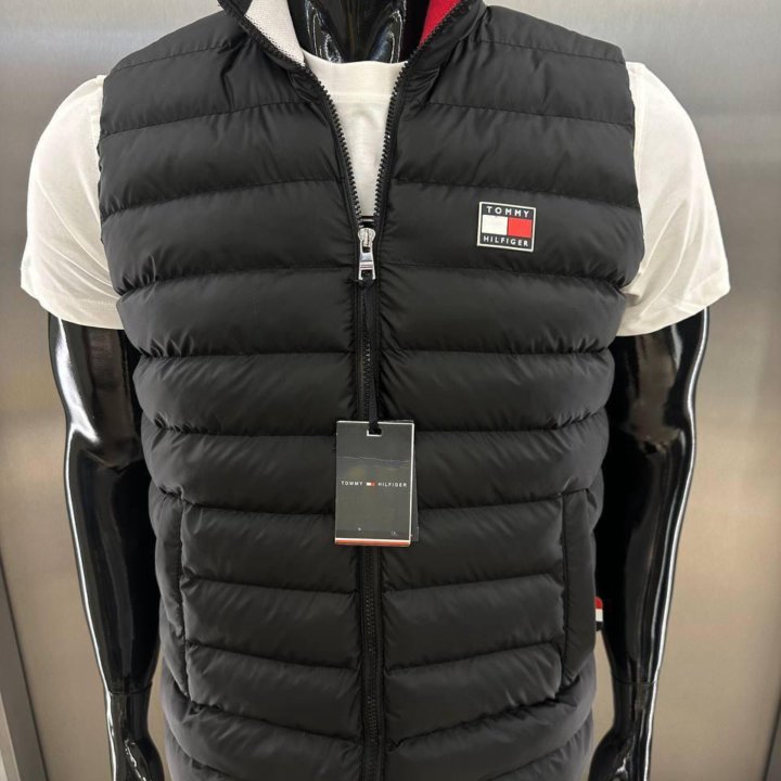 Жилетка Tommy Hilfiger (M, XL)