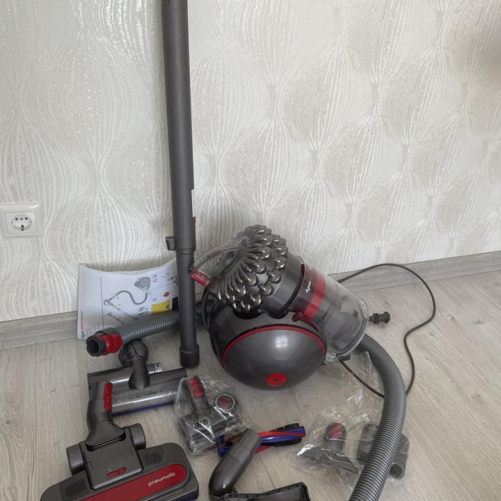 Пылесос Dyson Cinetic Big Ball Absolute 2