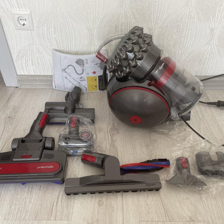 Пылесос Dyson Cinetic Big Ball Absolute 2