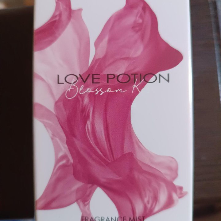 Спрей парфюмированный Love potion 75мл