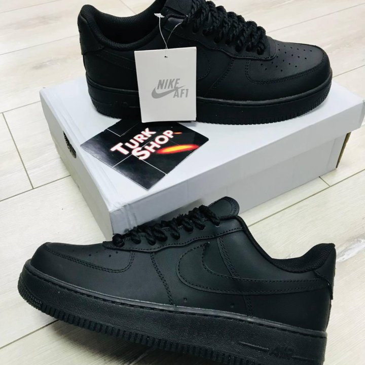 Кроссовки мужские Nike Air Force 1 чёрные