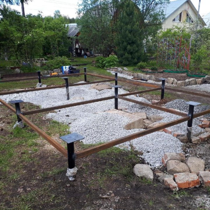 Плотник,плиточник.сварщик
