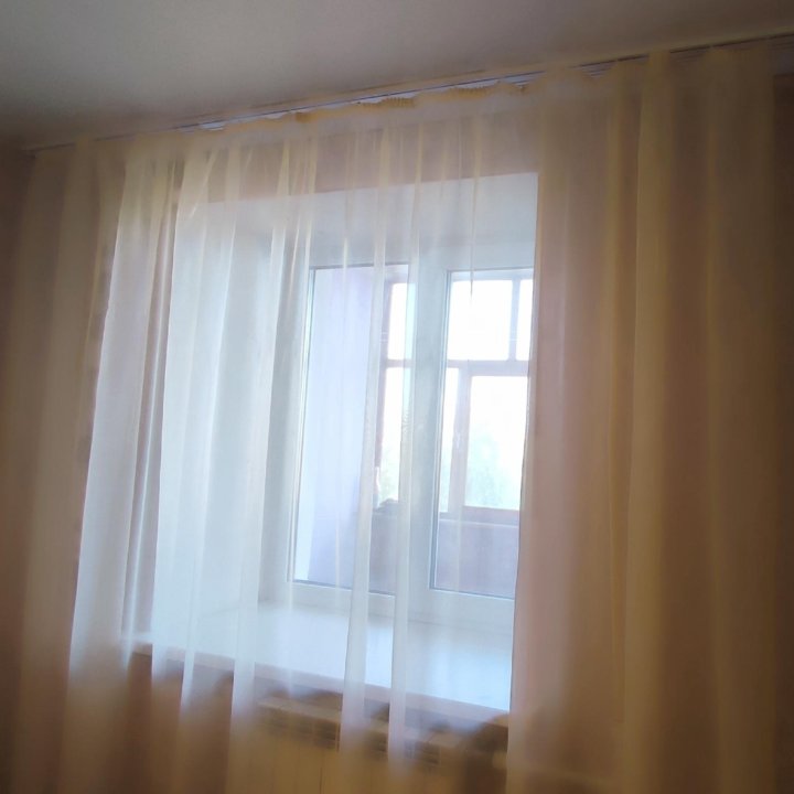 Тюль вуаль б/у 232х470см.