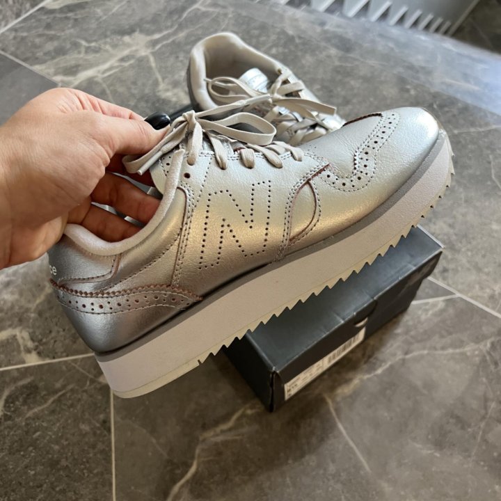 Кроссовки New Balance