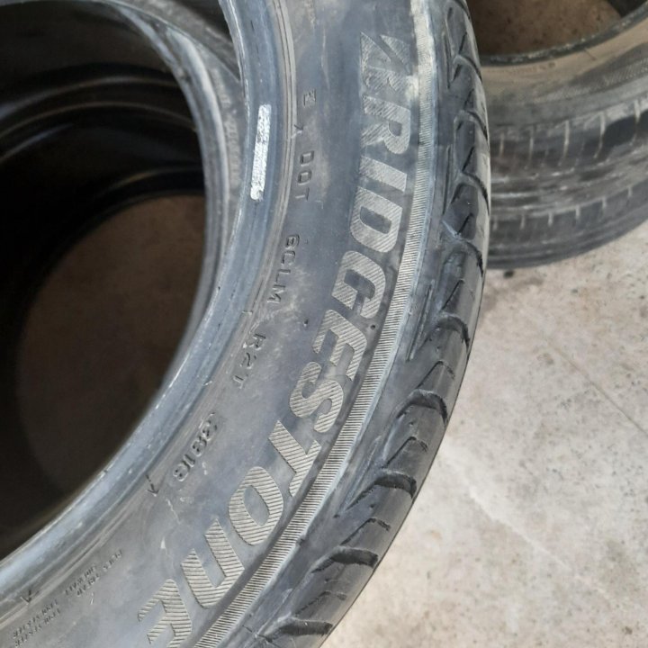 Bridgestone Т001, 215/55/17, 1шина