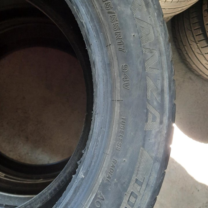 Bridgestone Т001, 215/55/17, 1шина