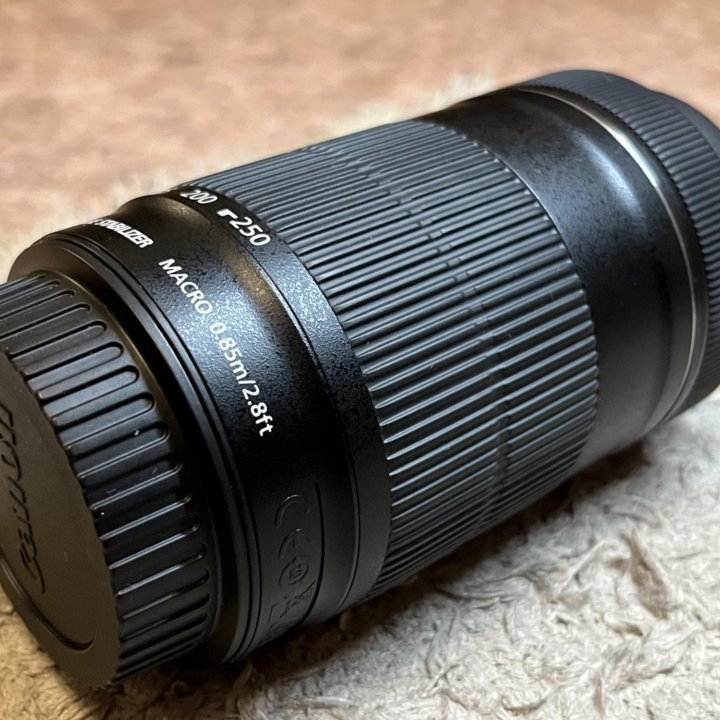 Объектив Canon EF-S 55-250mm F4.0-5.6 STM