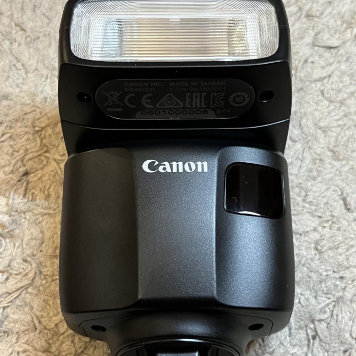 Вспышка Canon SpeedLite EL-100