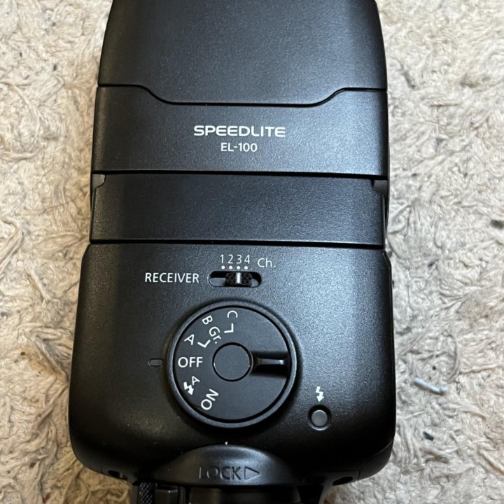 Вспышка Canon SpeedLite EL-100