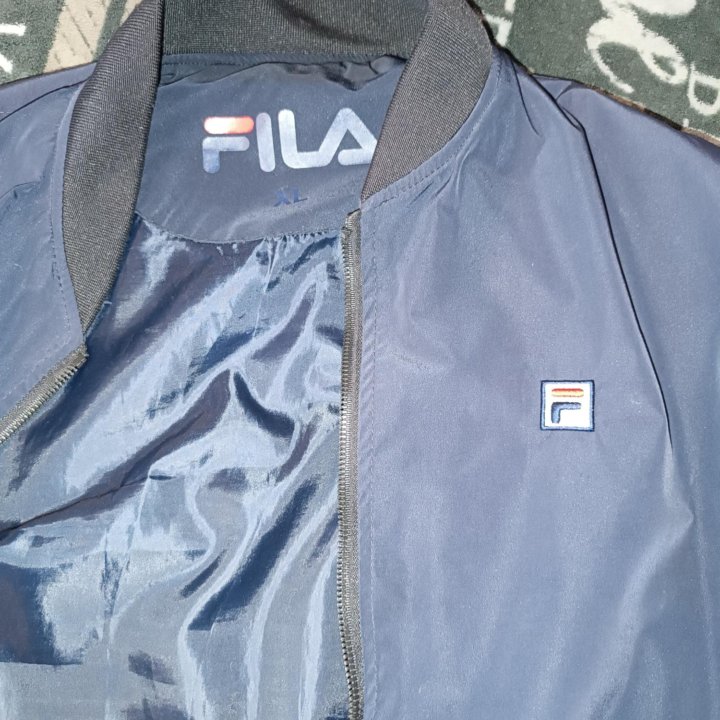 Куртка ветровка (бомбер) FILA