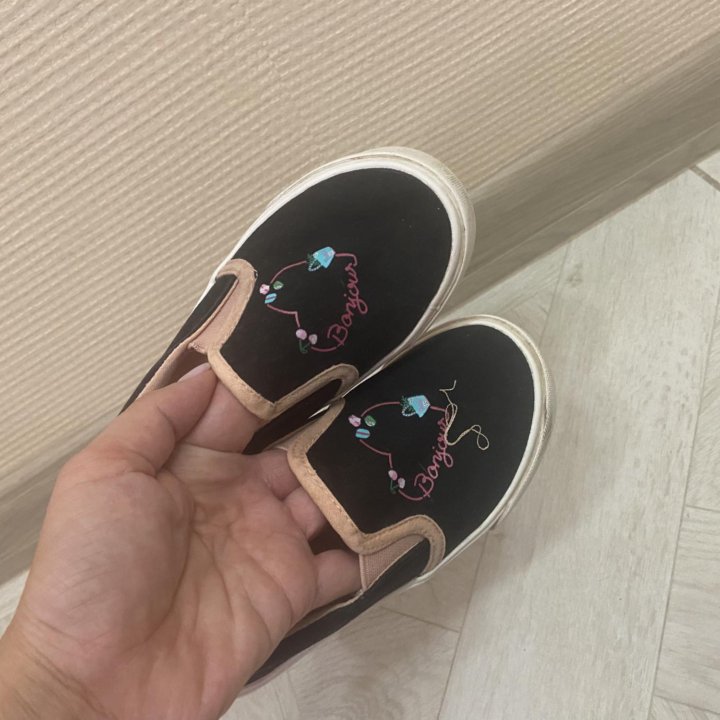 Слипоны для девочки