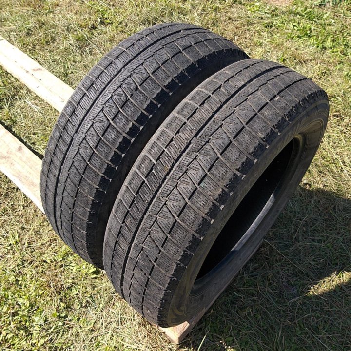 Пара японских шин 175/65R15 Bridgestone