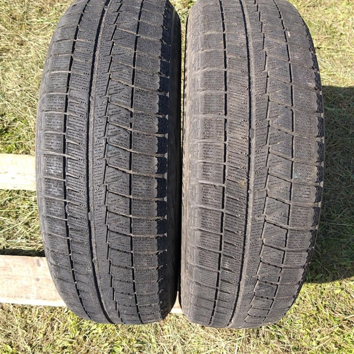 Пара японских шин 175/65R15 Bridgestone