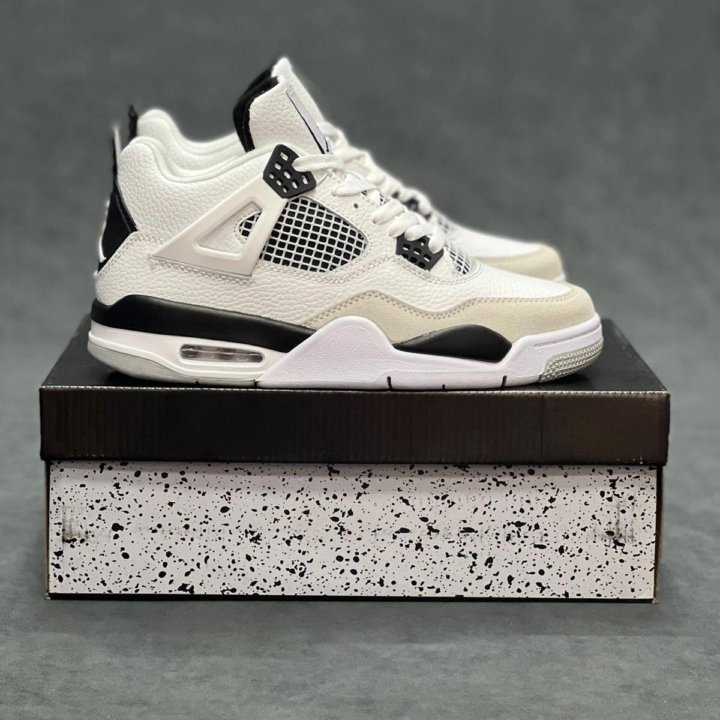 Jordan 4