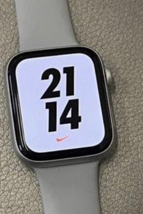 Apple Watch SE 44mm silver grey Витринные,Магазин