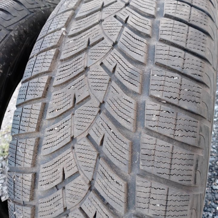 Шины Goodyear UltraGrip Ice SUV 285/60 R18 116