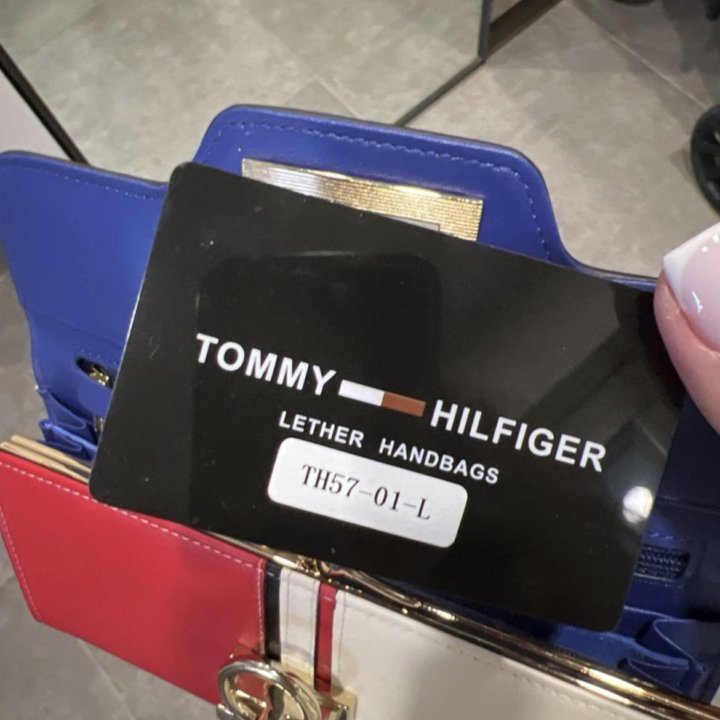 Кошелек Tommy Hilfiger