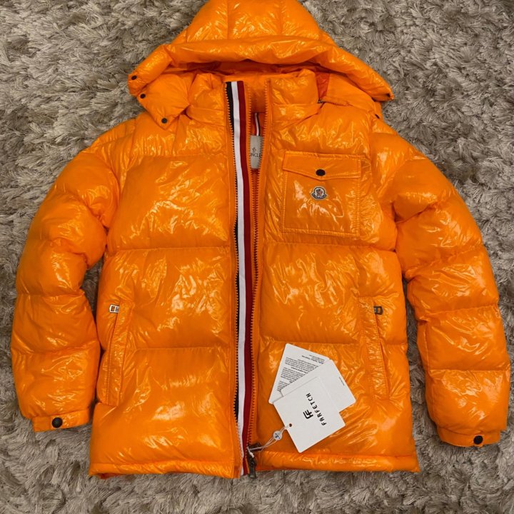 Куртка зимняя пуховик MONCLER