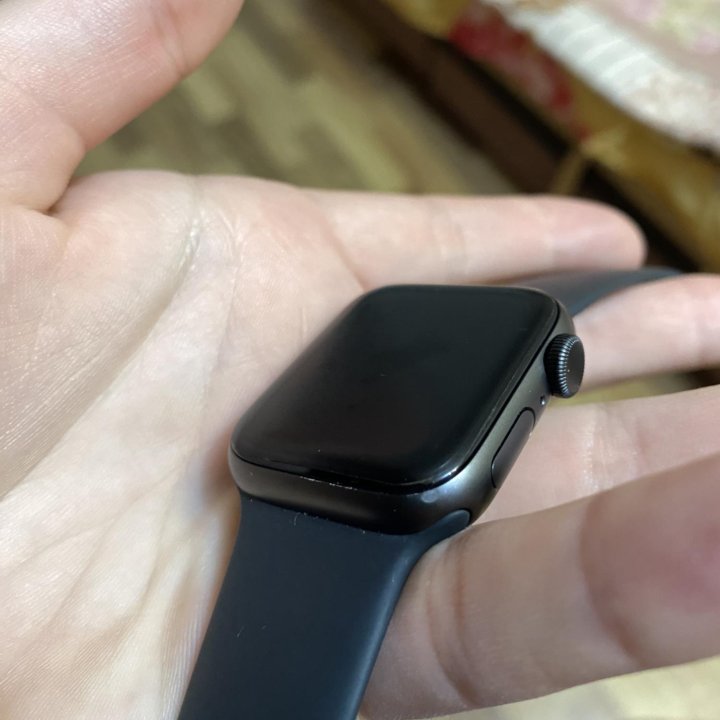 Часы Apple Watch SE 50mm