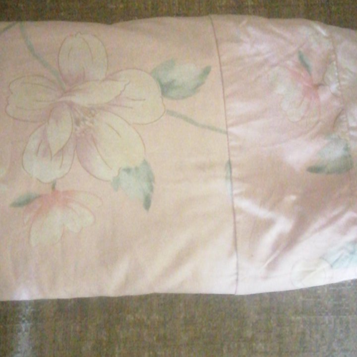 Простынь продам