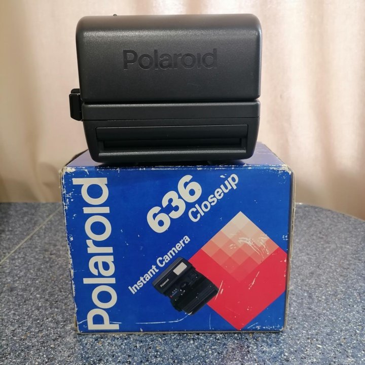 Polaroid 636