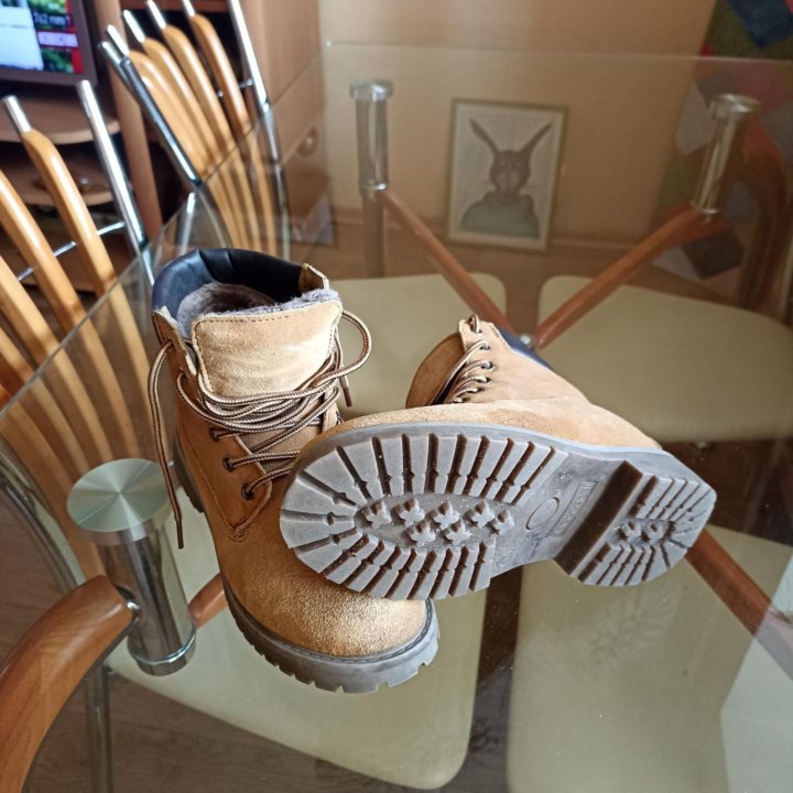 Зимние ботинки