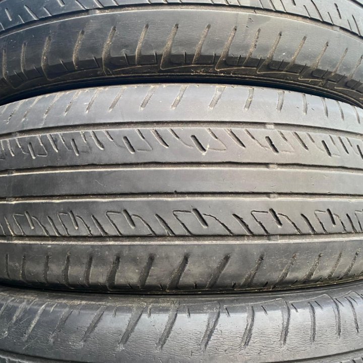 225/65 R17 Dunlop Grandtrek PT2