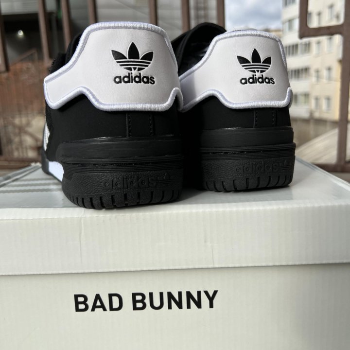 Adidas forum benito low bad bunny р.42-45