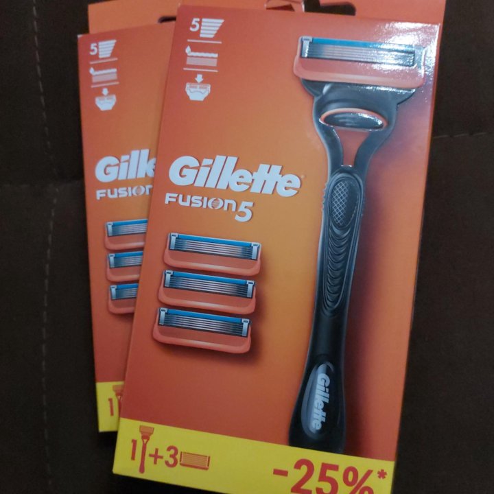 Станок Gillette Fusion 5 (4-кассеты) Оригинал.